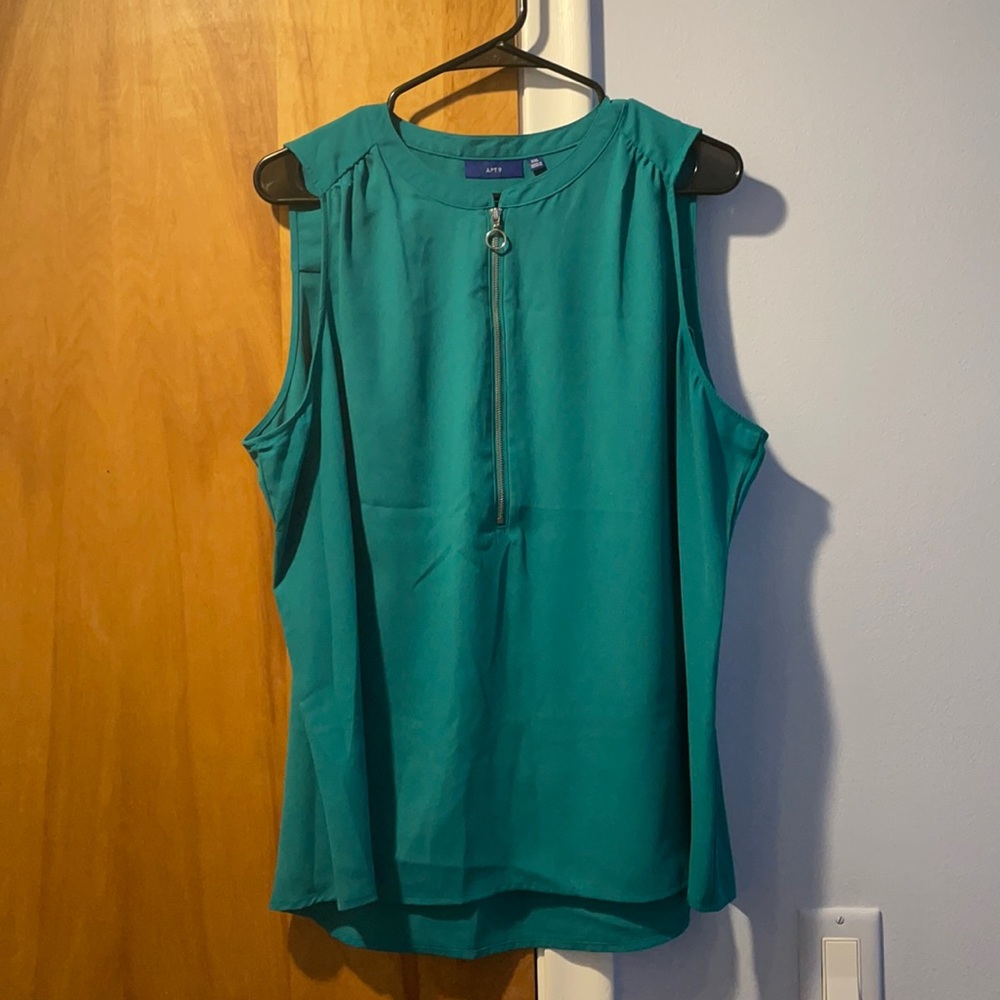 Apt 9 sleeveless top XXL